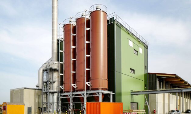 Anlage produziert Dünger aus recycelter Klärschlammasche