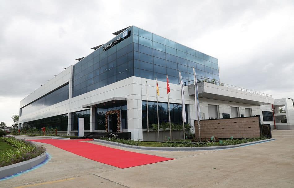 Endress und Hauser hat ein neues Produktionsgebäude auf seinem Campus in Aurangabad (Indien) eröffnet. Dies unterstreicht das Engagement des Unternehmens in der Region