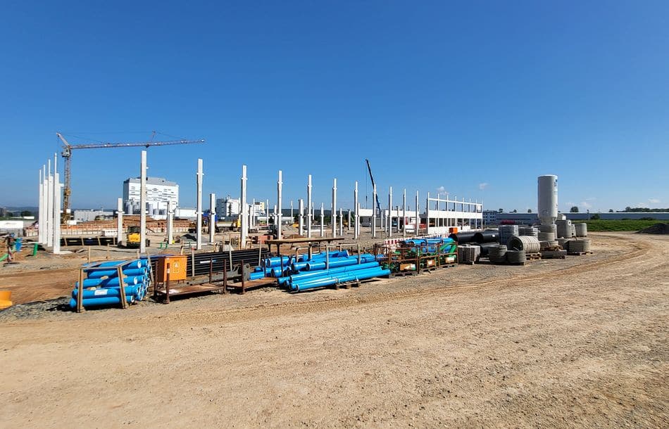 Im Technologiepark Fulda-West schreiten die Bauarbeiten für das neue Jumo Werk zügig voran Im Technologiepark Fulda-West schreiten die Bauarbeiten für das neue Jumo Werk zügig voran