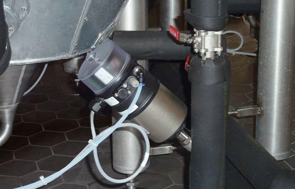 Bei der Gärtankkühlung können Magnetventile verstopfen. Um das zu verhindern, gibt es Element-Prozessventile Typ 8801 von Bürkert Bei der Gärtankkühlung können Magnetventile verstopfen. Um das zu verhindern, gibt es Element-Prozessventile Typ 8801 von Bürkert