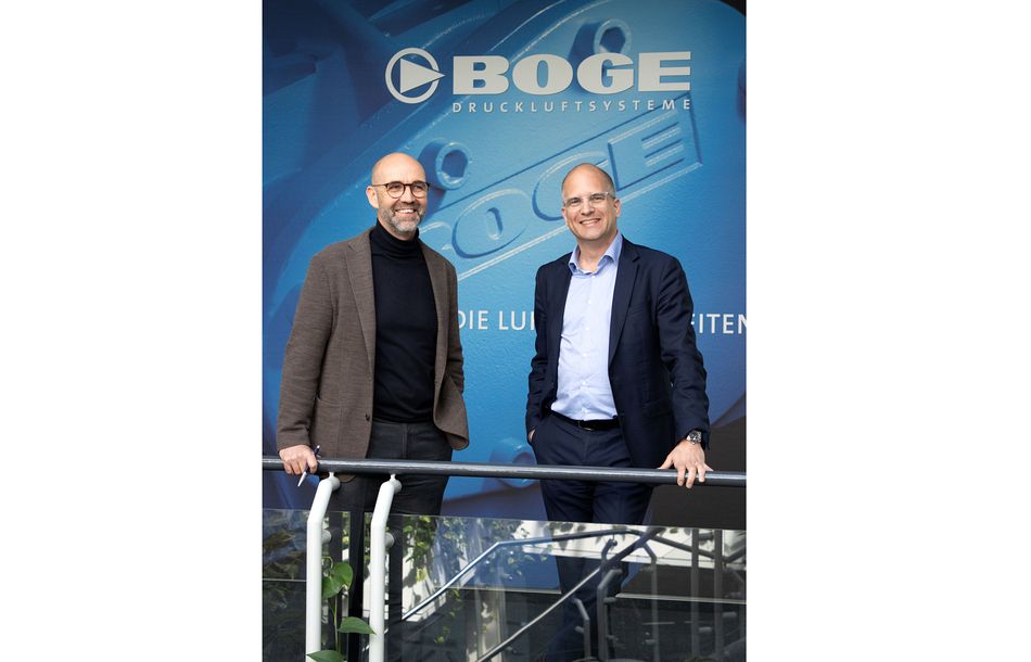 Dr. Sebastian Göbel (rechts) übernahm ab dem ersten Quartal 2024 die technische Geschäftsführung des Bielefelder Druckluftspezialisten Boge und verstärkt damit das Führungsteam um den kaufmännischen Geschäftsführer Olaf Hoppe (Bild: Boge) Dr. Sebastian Göbel (rechts) übernahm ab dem ersten Quartal 2024 die technische Geschäftsführung des Bielefelder Druckluftspezialisten Boge und verstärkt damit das Führungsteam um den kaufmännischen Geschäftsführer Olaf Hoppe.
