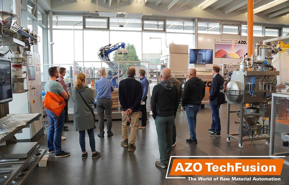 AZO feiert sein 75-jähriges Bestehen, unter anderem auf dem neuen Eventformat Techfusion. Es gab tiefe Einblicke in die Zukunftspläne AZO feiert sein 75-jähriges Bestehen, unter anderem auf dem neuen Eventformat Techfusion. Es gab tiefe Einblicke in die Zukunftspläne.