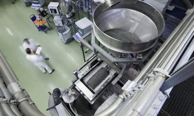 Dosier- und Förderversuche bei Coperion K-Tron